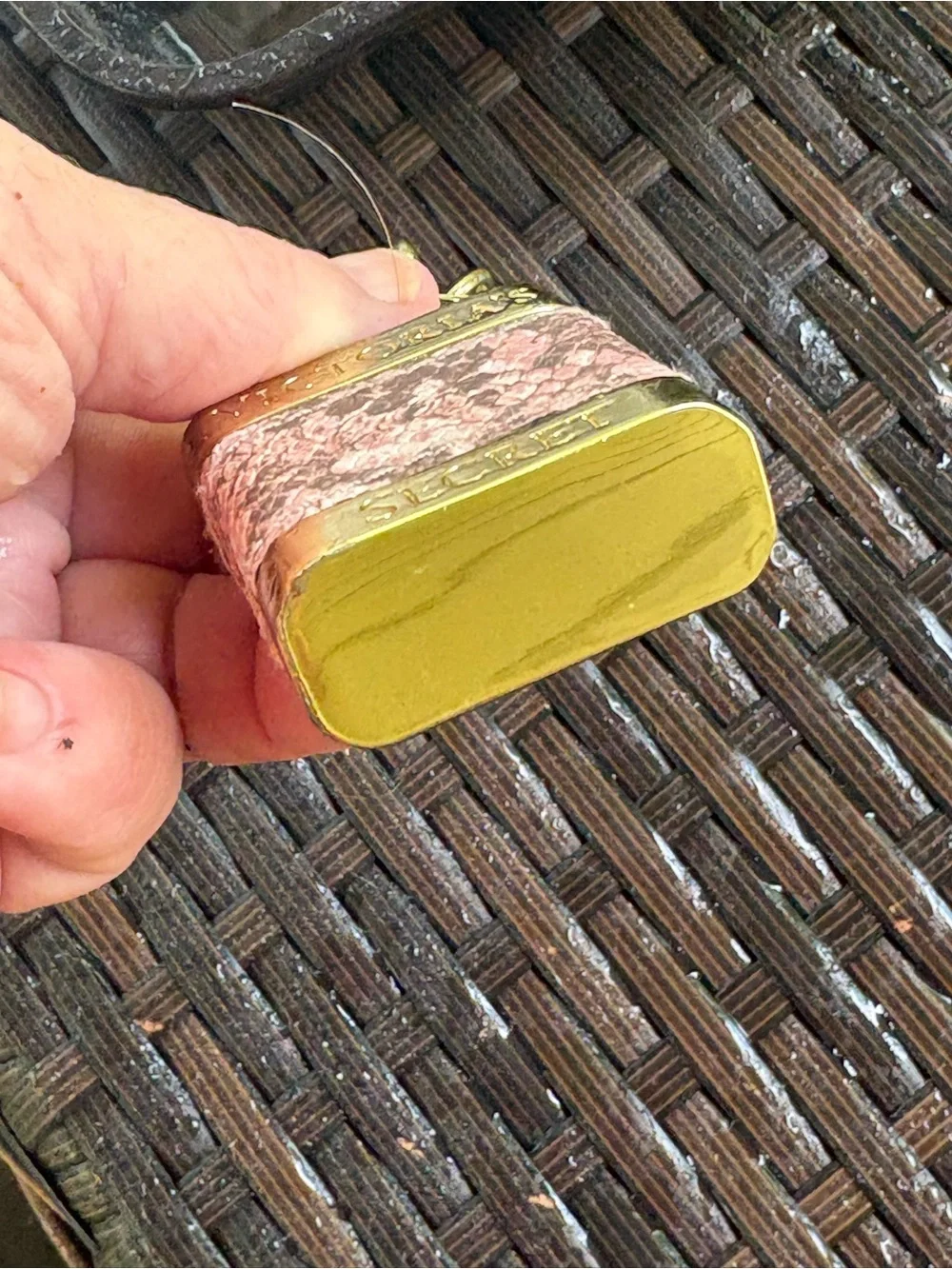 Victoria's Secret padlock keychain features a rose gold finish and a pink snakes